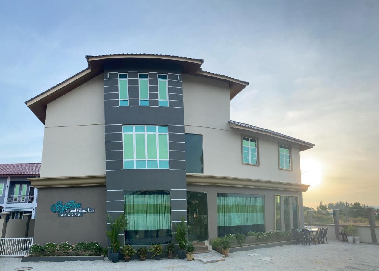 Grand Village Inn Pantai Cenang  Dış mekan fotoğraf