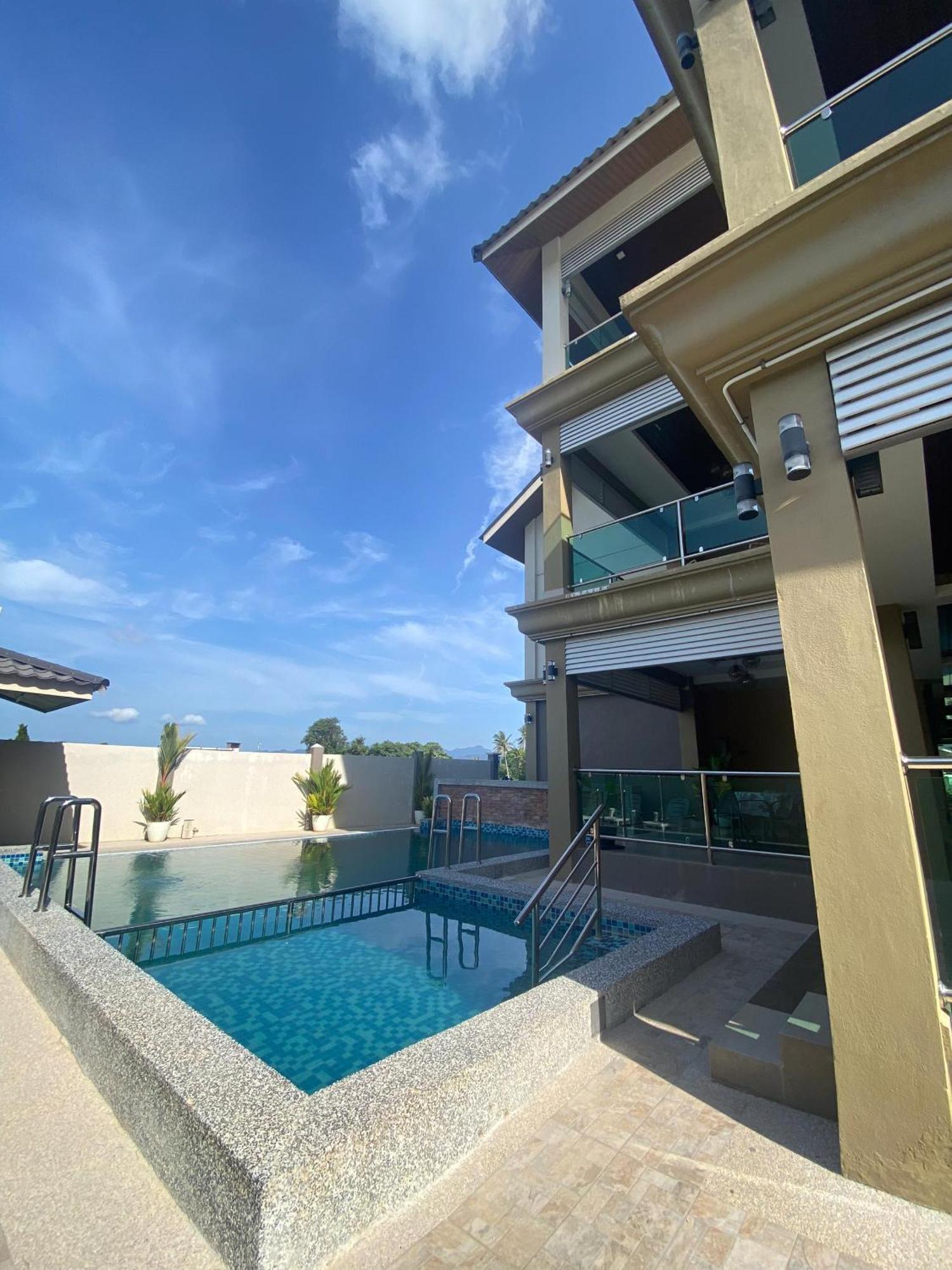 Grand Village Inn Pantai Cenang  Dış mekan fotoğraf