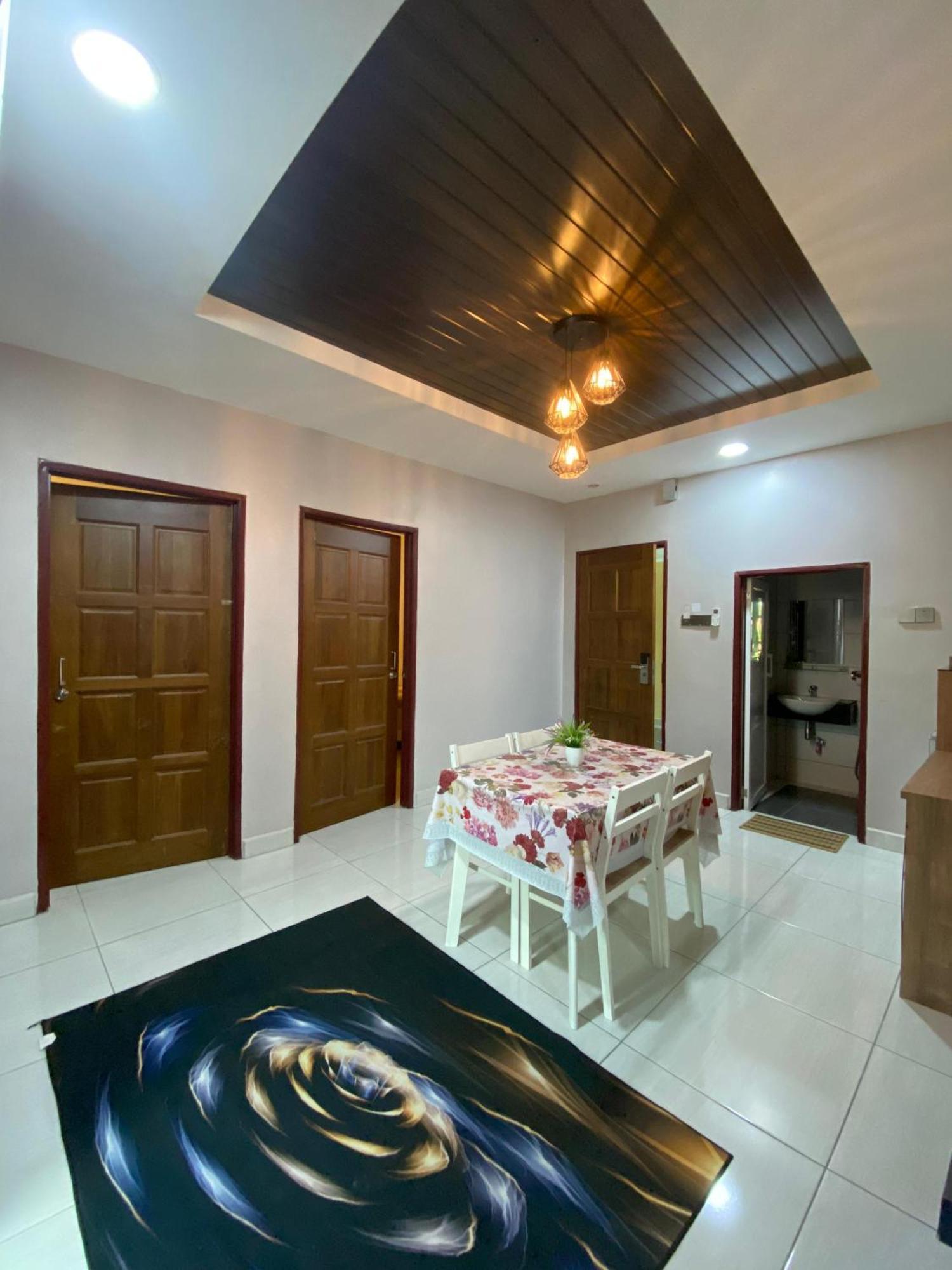 Grand Village Inn Pantai Cenang  Dış mekan fotoğraf