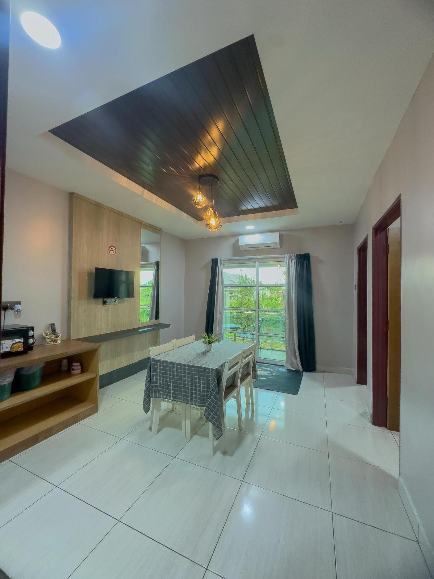 Grand Village Inn Pantai Cenang  Dış mekan fotoğraf