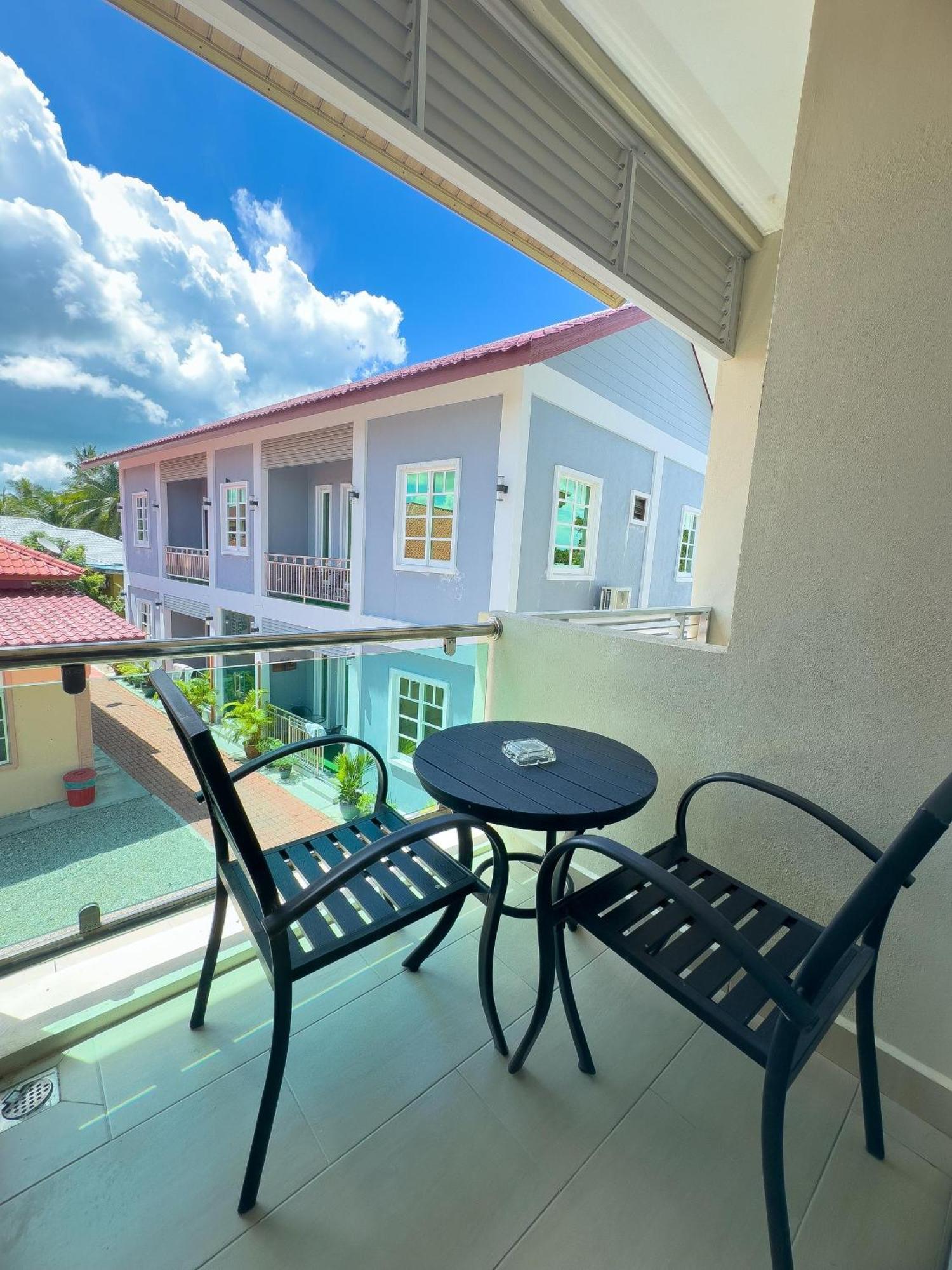 Grand Village Inn Pantai Cenang  Dış mekan fotoğraf